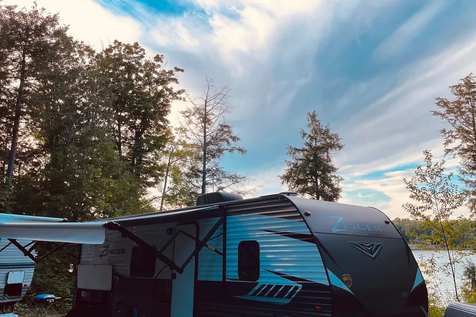 Family friendly Crossroads Zinger Travel Trailer