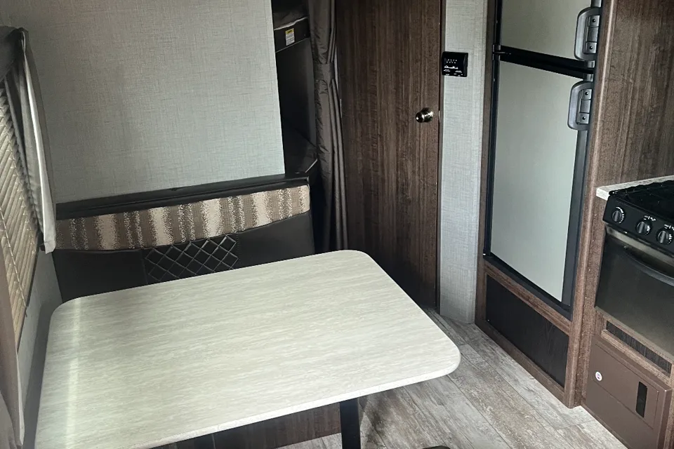 Family friendly Crossroads Zinger Travel Trailer