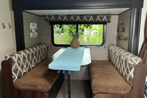 April's Travel Trailer - 10" Serta Memory Foam Queen Mattress