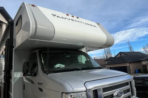 VONG's 2019 Family Ford Adventure 24ds with Slideout Class C