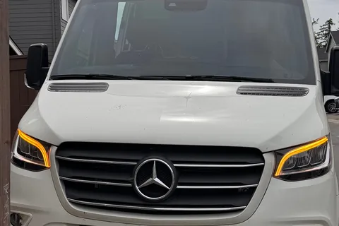 Manikanta's Mercedes-Benz Pleasure Way FL Class B