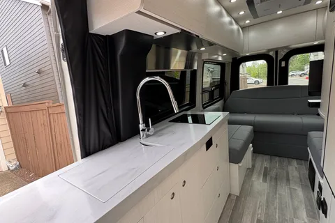 Manikanta's Mercedes-Benz Pleasure Way FL Class B