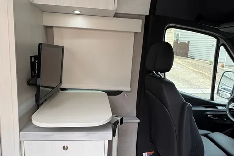 Manikanta's Mercedes-Benz Pleasure Way FL Class B