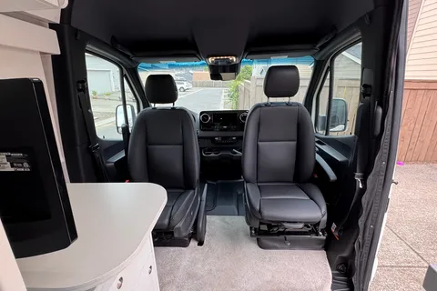 Manikanta's Mercedes-Benz Pleasure Way FL Class B