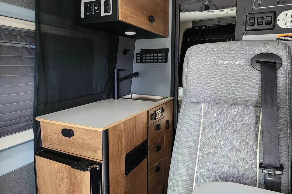 2026 AWD Winnebago Revel 44E "Bart" UNLIMITED MILES - Starlink - Ultimate Park Explorer!