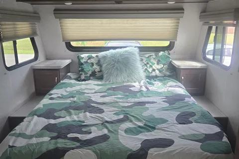 Happy Camper - Forest River NoBo 2020 -Sleeps 4/Newly Upholstered