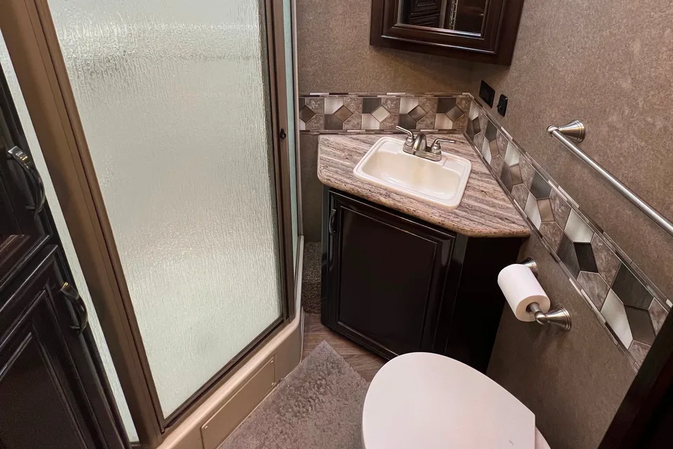 Luxury Trails: Thor Quantum WS31 Adventure Haven