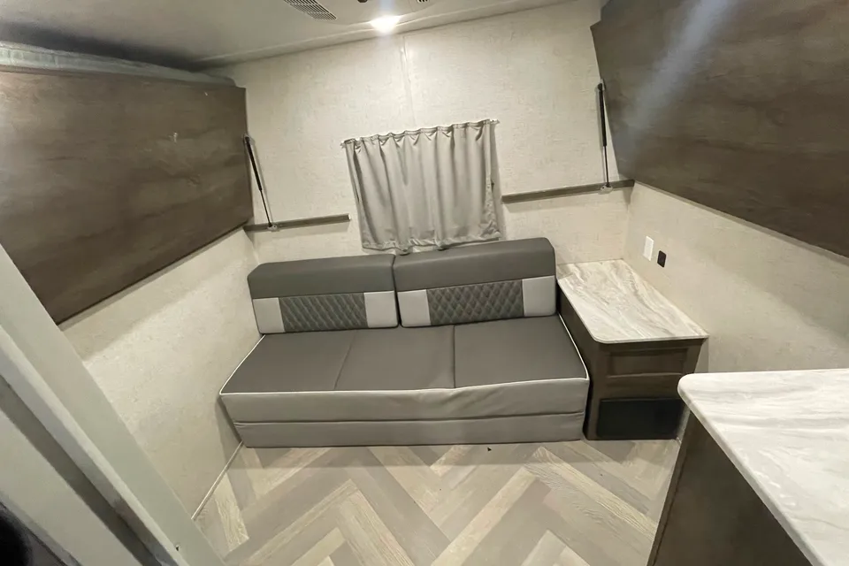 Noble's Forest River Wildwood x-lite Travel Trailer