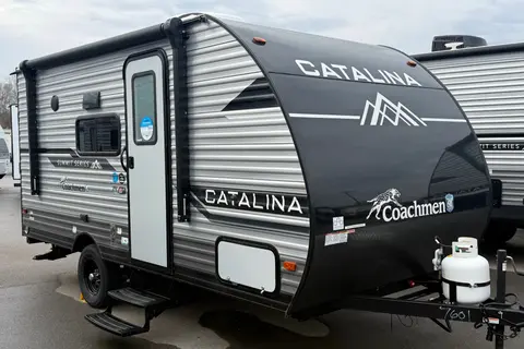 Bryan's Coachmen Catalina Summit Series 7 164bhx Travel Trailer
