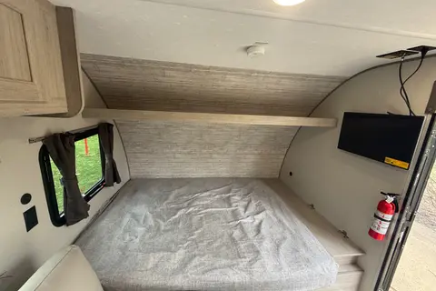 Bryan's Coachmen Catalina Summit Series 7 164bhx Travel Trailer