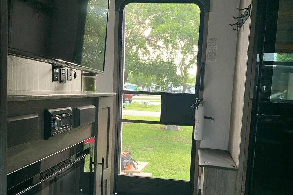Family Friendly Glamping Home