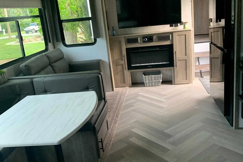 Family Friendly Glamping Home