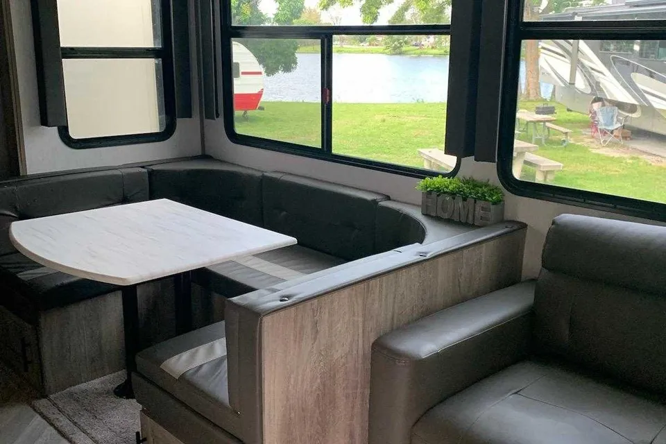 Family Friendly Glamping Home
