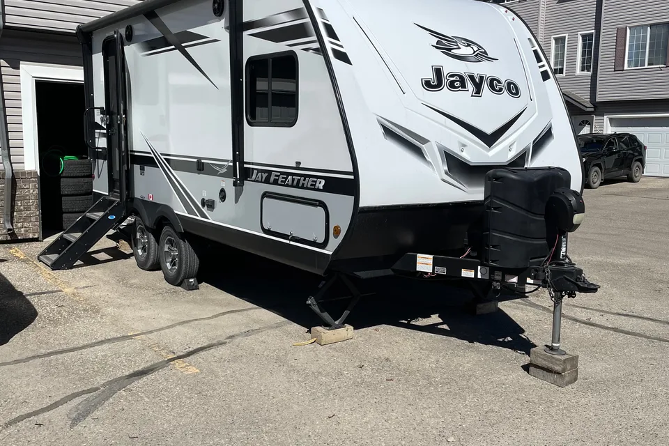 Cabin on wheels