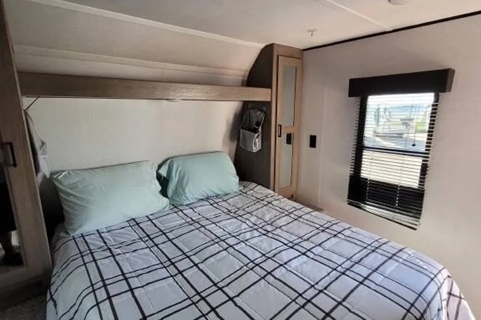 Jas's Blissful Trailer