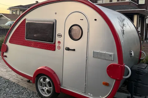 Valentin's nuCamp Tab 320 Micro Trailer