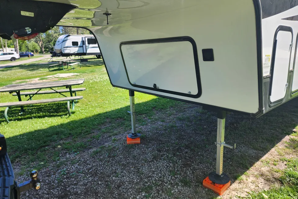 Corey's 2022cGrand Design 28 BH Fifth Wheel