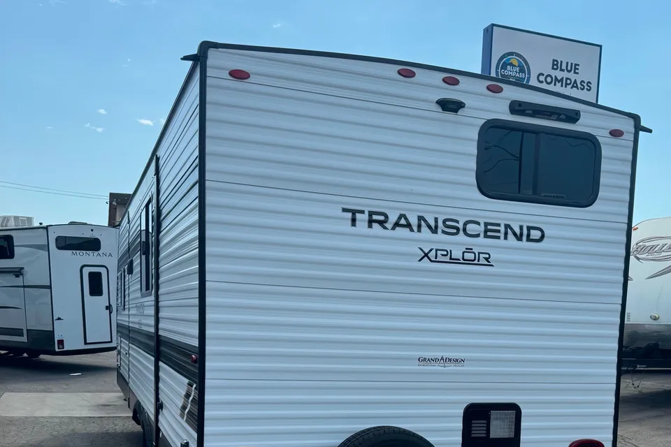 2024 Transcend Travel Trailer Ft.2 Bathrooms!