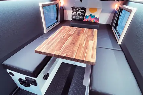 2022 Mission Overland Summit – Go-Anywhere Off-Grid Camper