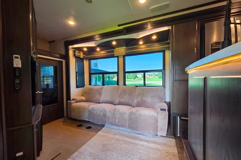 2018 Jayco Seismic 4113 • Luxury Toy Hauler • Delivery Only • 1.5 Bath