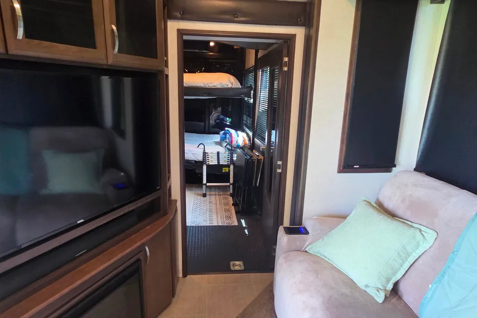 2018 Jayco Seismic 4113 • Luxury Toy Hauler • Delivery Only • 1.5 Bath