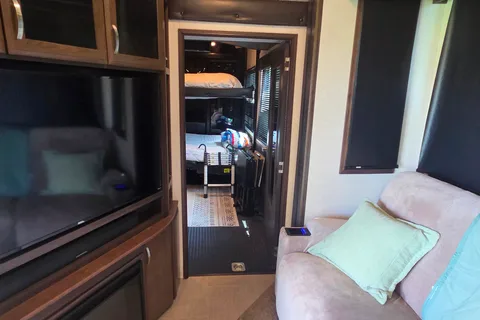 2018 Jayco Seismic 4113 • Luxury Toy Hauler • Delivery Only • 1.5 Bath