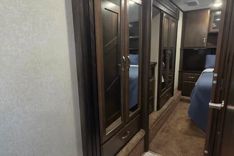 2018 Jayco Seismic 4113 • Luxury Toy Hauler • Delivery Only • 1.5 Bath
