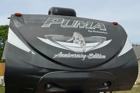 Shane's Palomino Puma Fifth Wheel