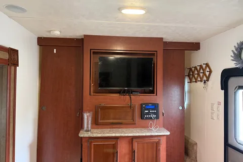Shane's Palomino Puma Fifth Wheel