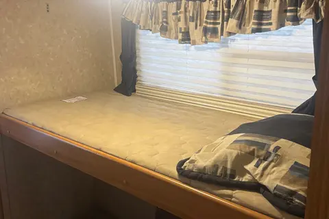 Palomino Puma 31BHSS Travel Trailer