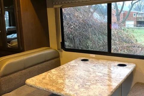 John's Thor Motor Coach Four Winds 22E