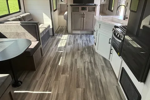 Jennifer's Jayco 261 BHS Travel Trailer