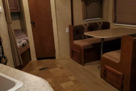 Dave's Coachmen Catalina 28 bhs Travel Trailer