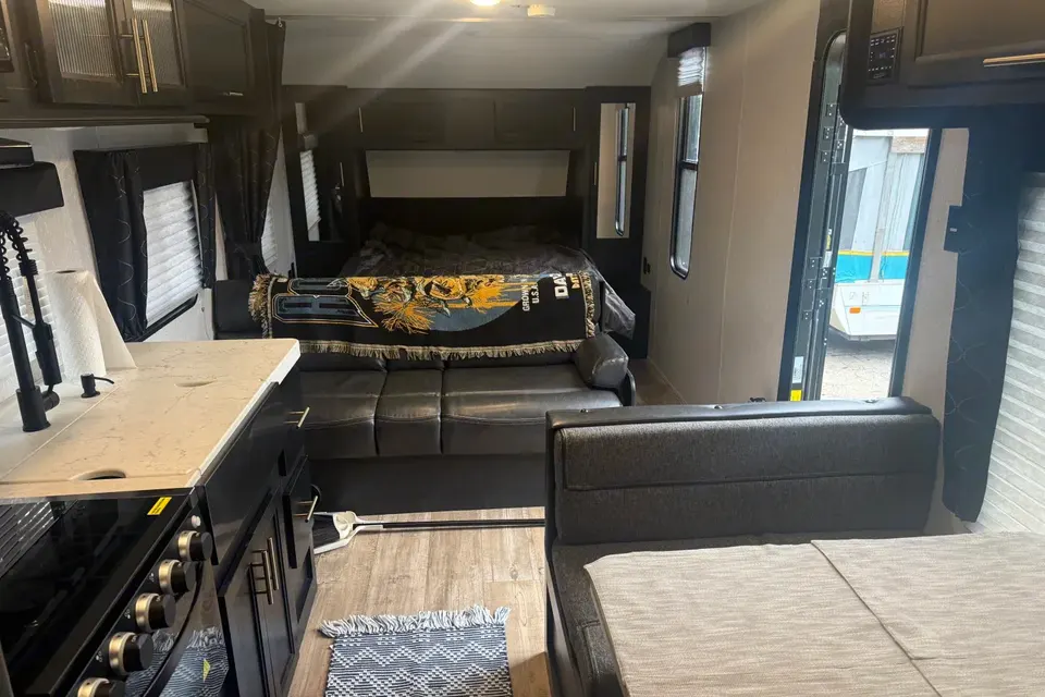 Joe's Forest River Cherokee Grey Wolf Travel Trailer