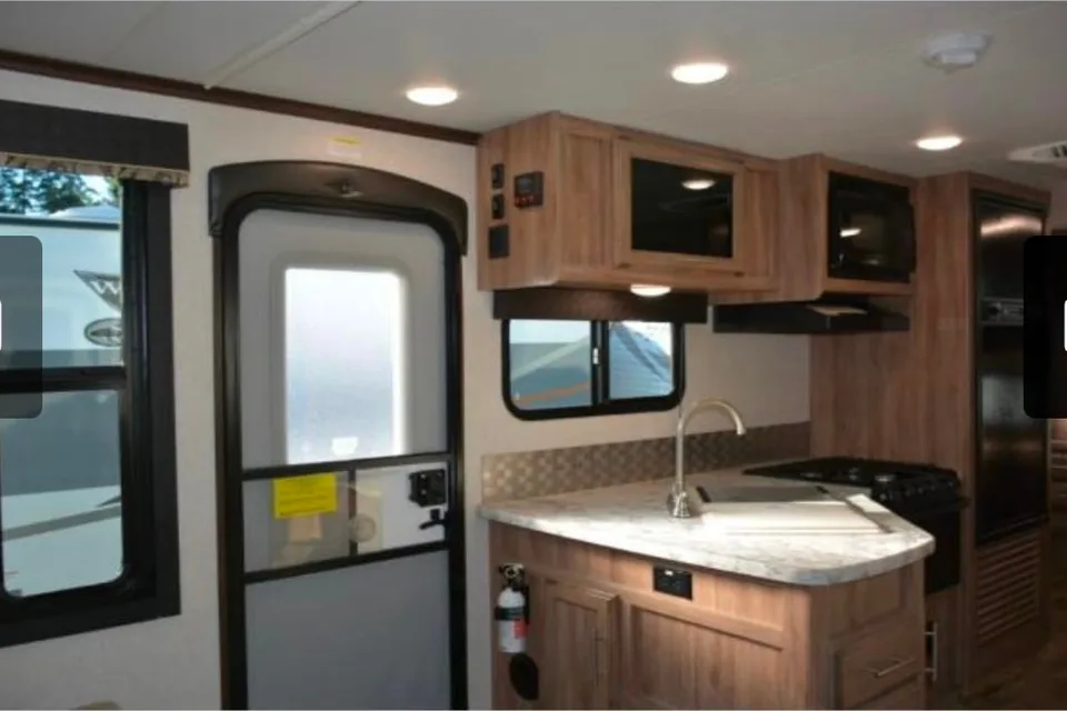 Matt's Jayco Jay feather 23bhm Travel Trailer