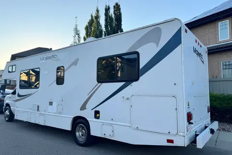 Roaming Retreat