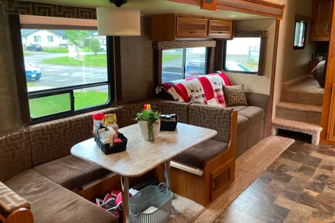 Lidia’s StarCraft fifth wheel