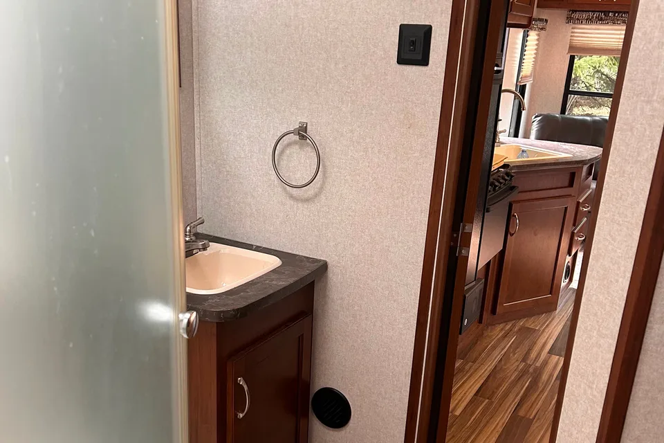 Brandon's Jayflight 265rlsw Travel Trailer