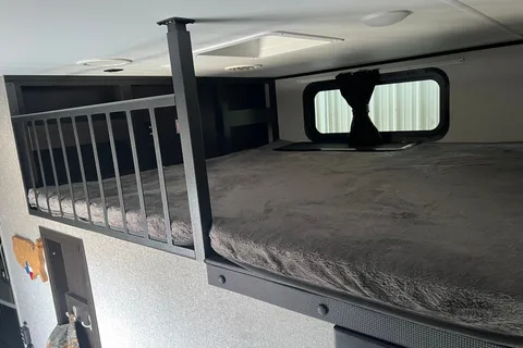 Zach Open RangeRV 371mbh Fifth Wheel