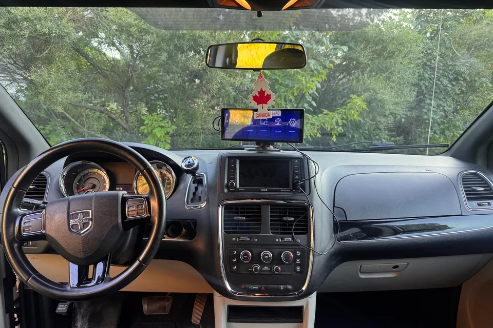El Gustavo Dodge Campervan