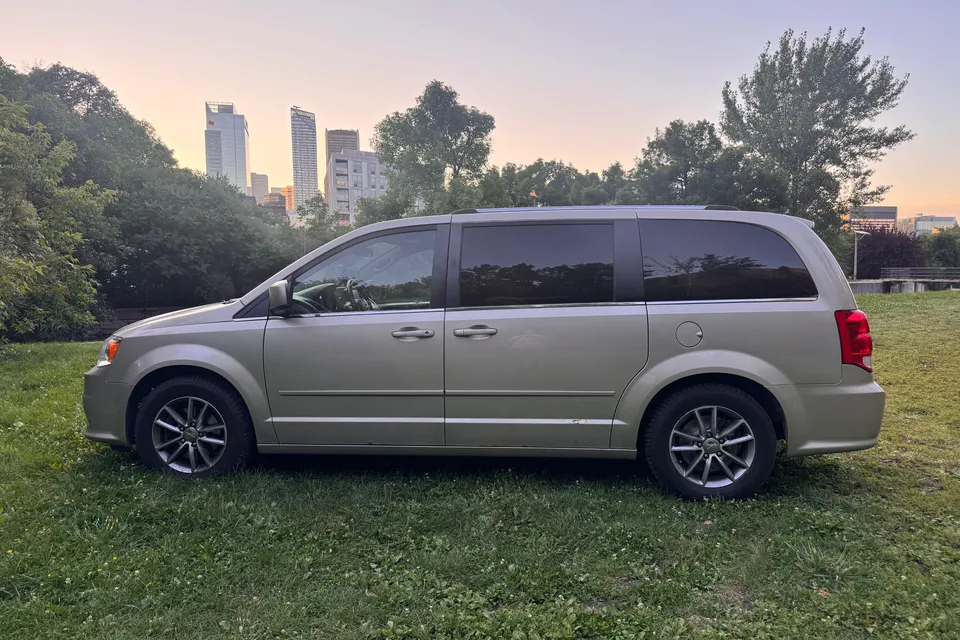 El Gustavo Dodge Campervan