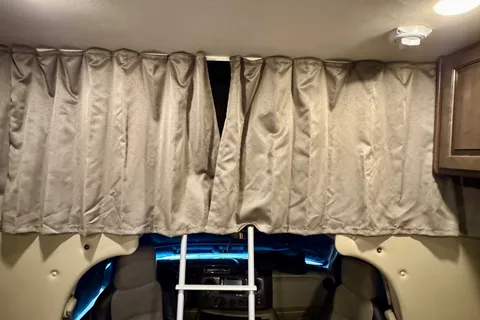 NYK Adventure Bus Thor Motor Coach Outlaw 29J Class C