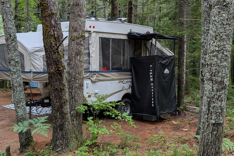 Le Folding Shelter