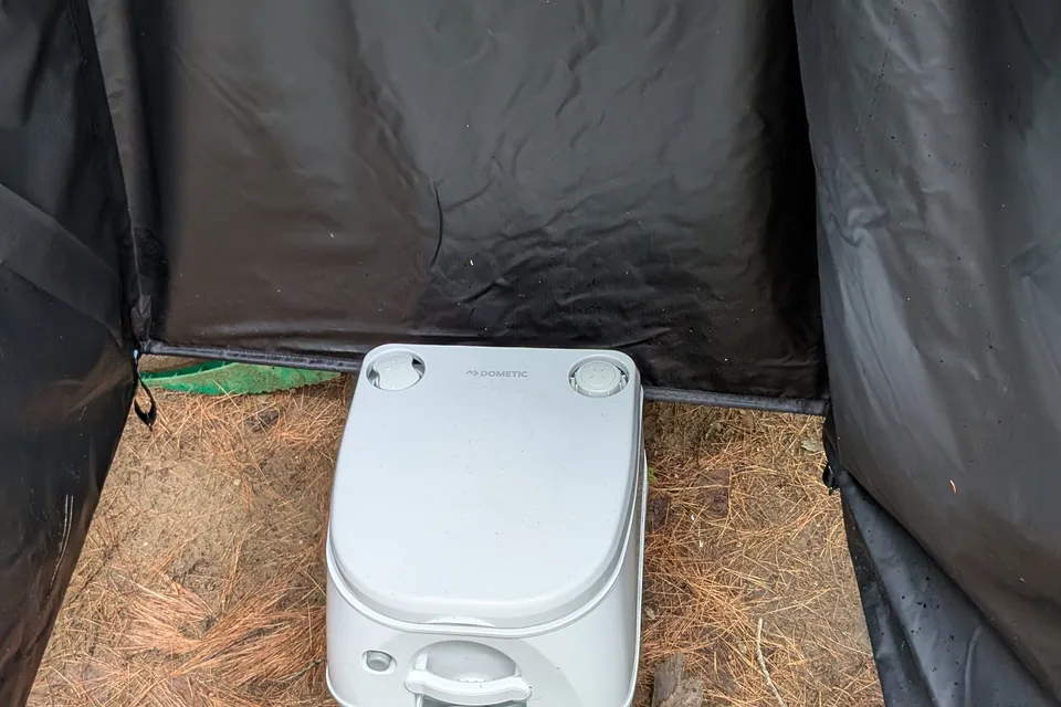 Le Folding Shelter