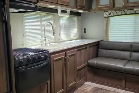 Art's Keystone Passport Grand Touring Ultra Lite Travel Trailer