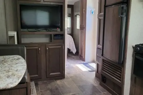 Art's Keystone Passport Grand Touring Ultra Lite Travel Trailer