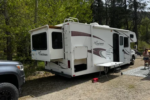 Rich's Coachmen 2009 Class C