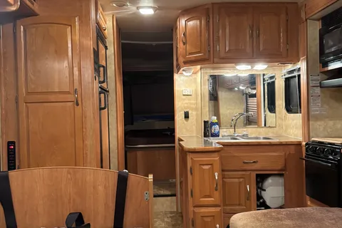 Rich's Coachmen 2009 Class C