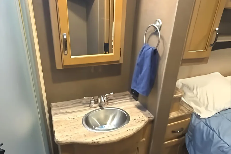 Meet "Betty" - 2018 Thor Ace Motorcoach