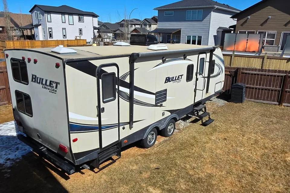 Keystone Bullet 272BHS Travel Trailer